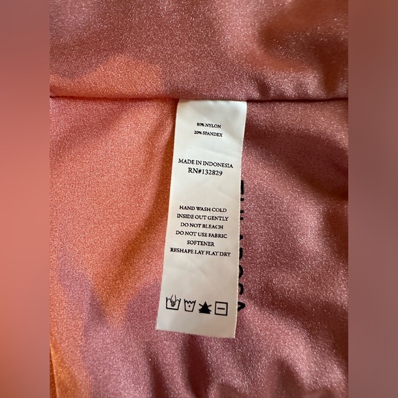 Tularosa Mauve Shimmer Bikini Top - Picture 5 of 6